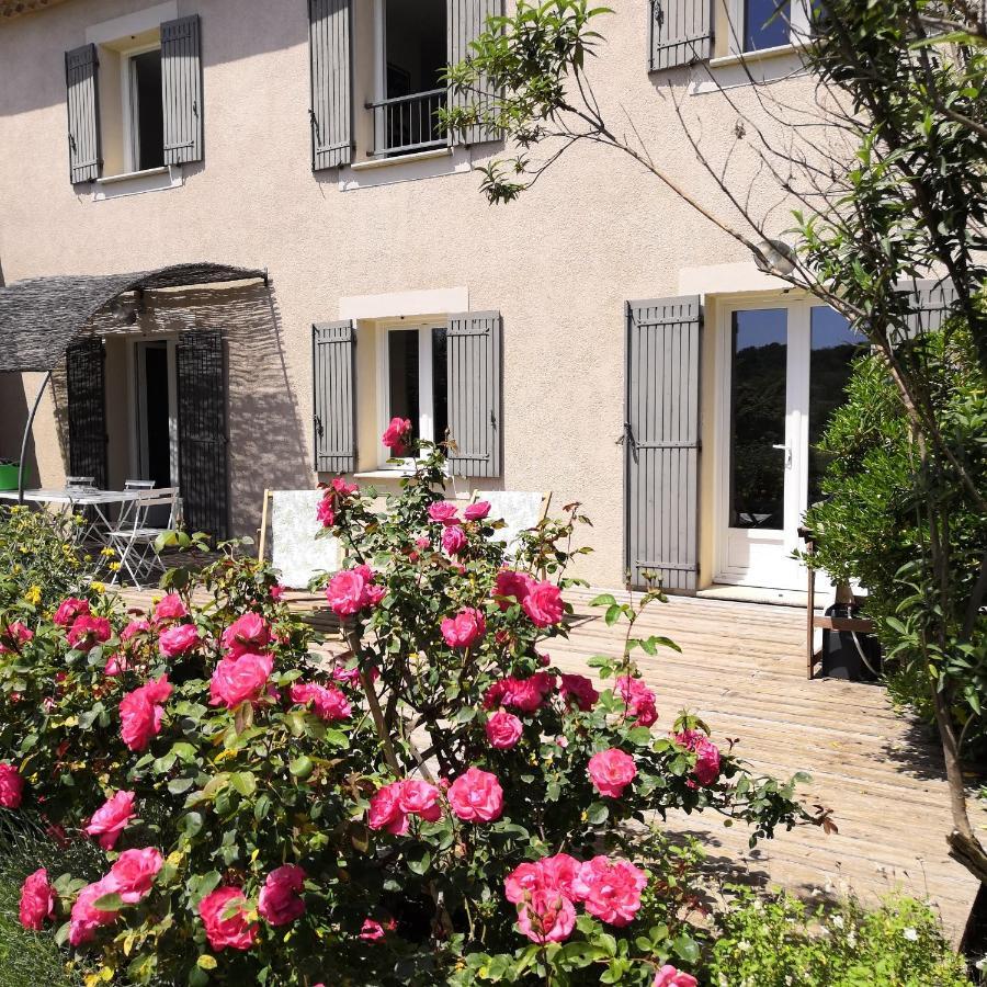 Villa Spacieuse Avec Terrasse Et Vue Mont Ventoux Entrechaux Kültér fotó